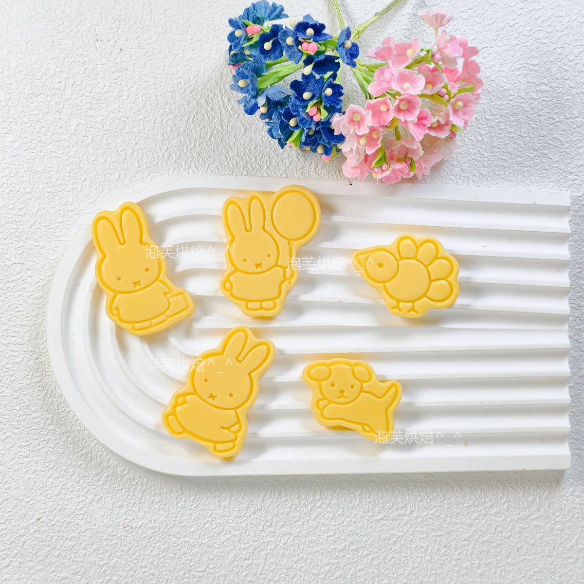 Cute 3D Press Cookie Mold with - Baking Kitchen Kids review and price